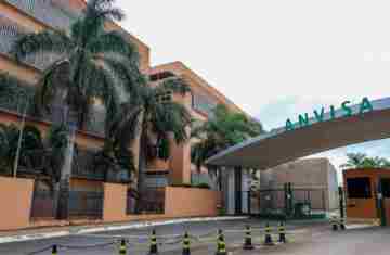 Anvisa determina recolhimento de lotes de antibióticos